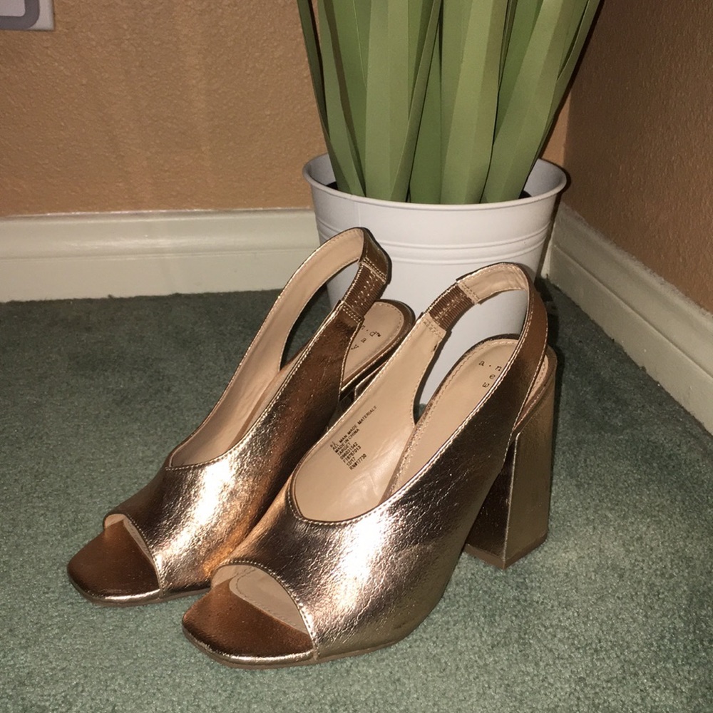 Metallic heels